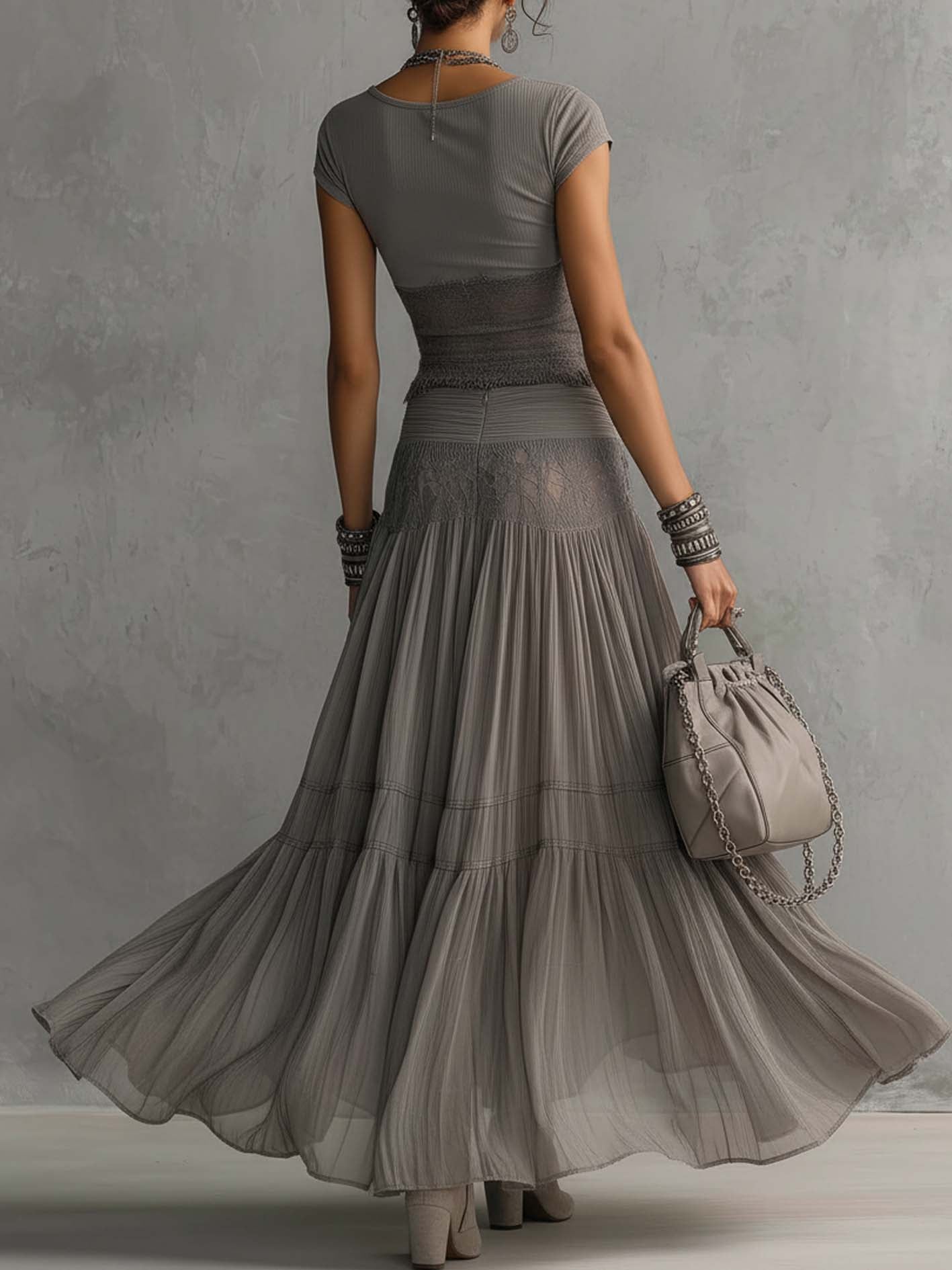 Paulina – Conjunto de encaje gris estilizador