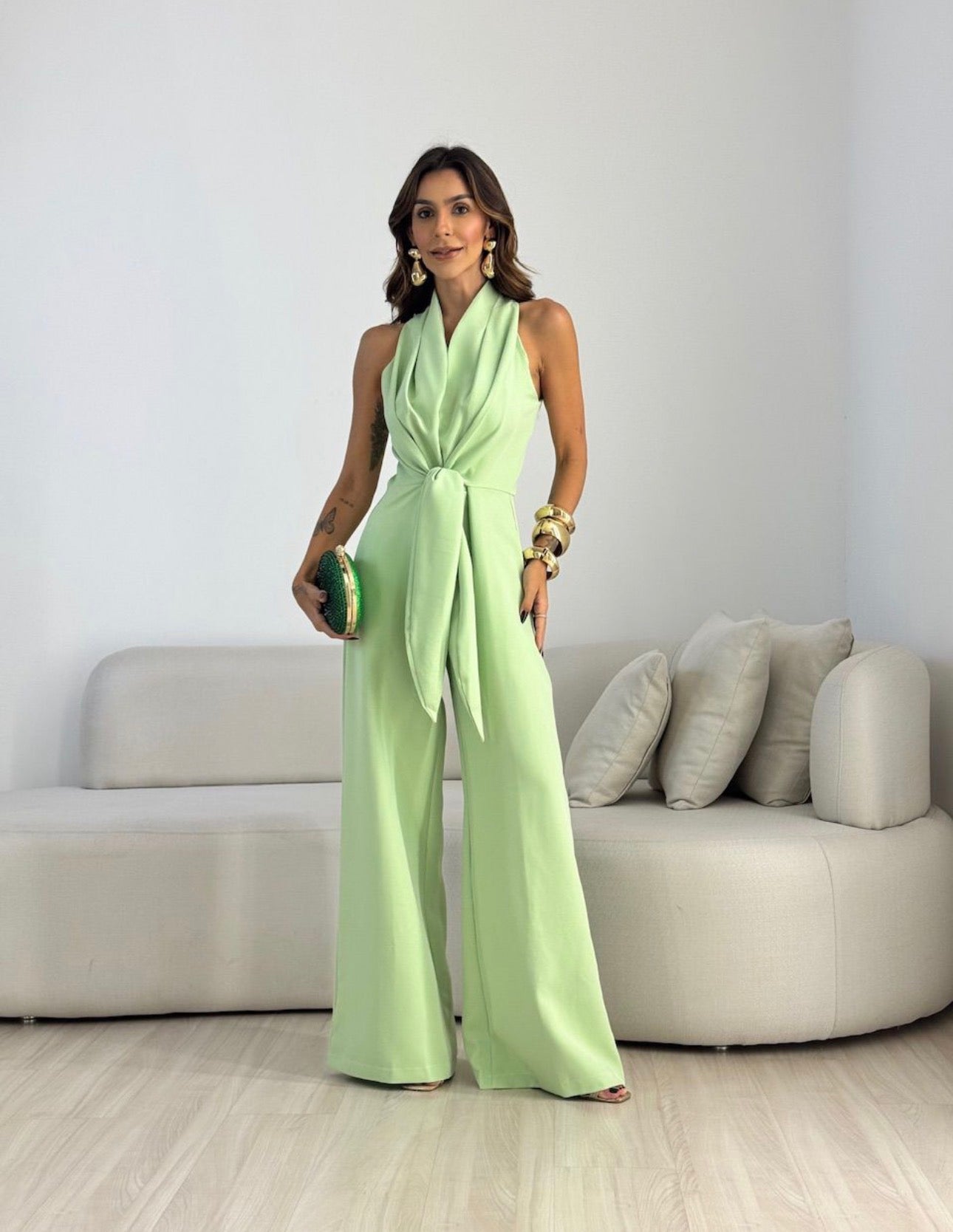 Carol F. · Mono Elegante de Lujo Contemporáneo