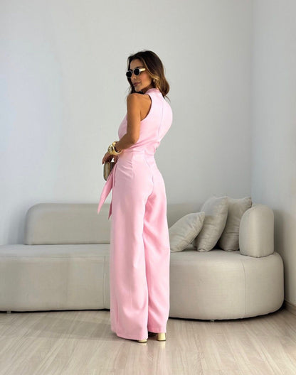 Carol F. · Mono Elegante de Lujo Contemporáneo