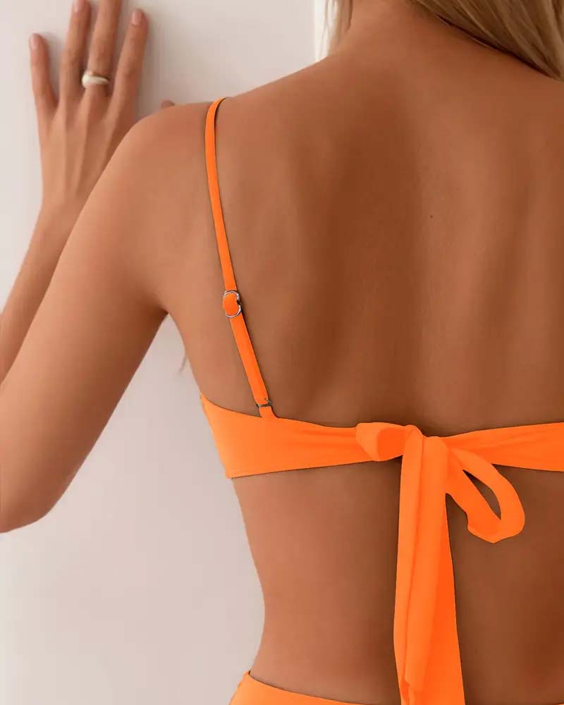 Marcelle · Bikini Dos Piezas Esculpido con Detalles Dorados