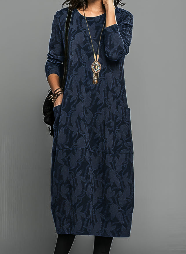 Cassie. Vestido invernal casual de cuello redondo