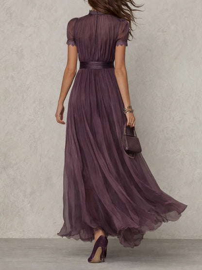 Flavia | Vestido Largo Violeta con Escote Gota y Encaje en Chiffon
