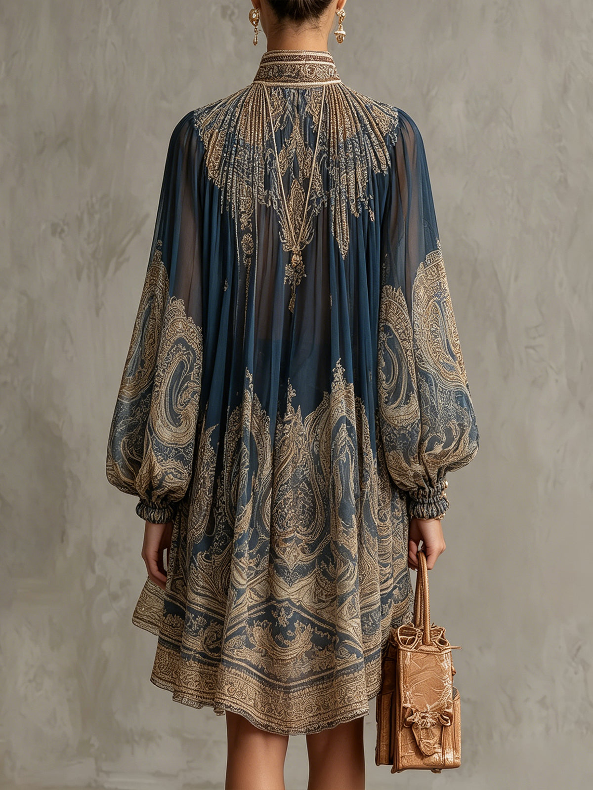Marianna · Vestido Mini Azul Marino de Chifón con Estampado Barroco