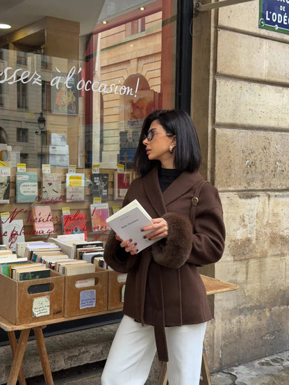 ARCTIC GRACE | Abrigo elegante de lana