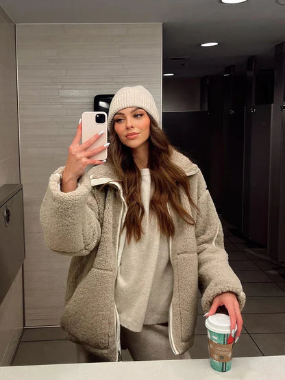 Anastasia.Abrigo elegante