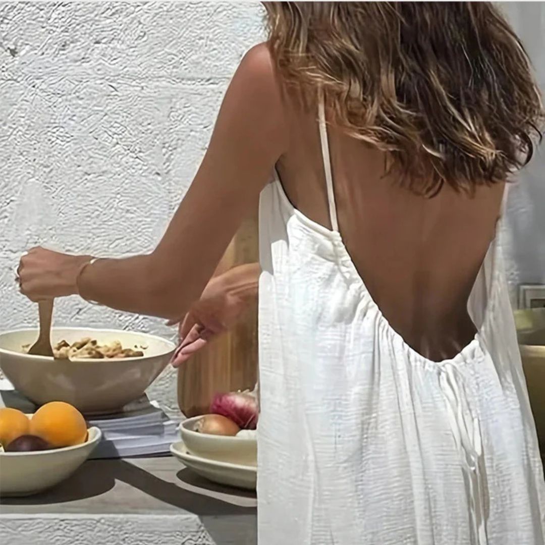 Câline · Vestido Midi con Detalle en Espalda