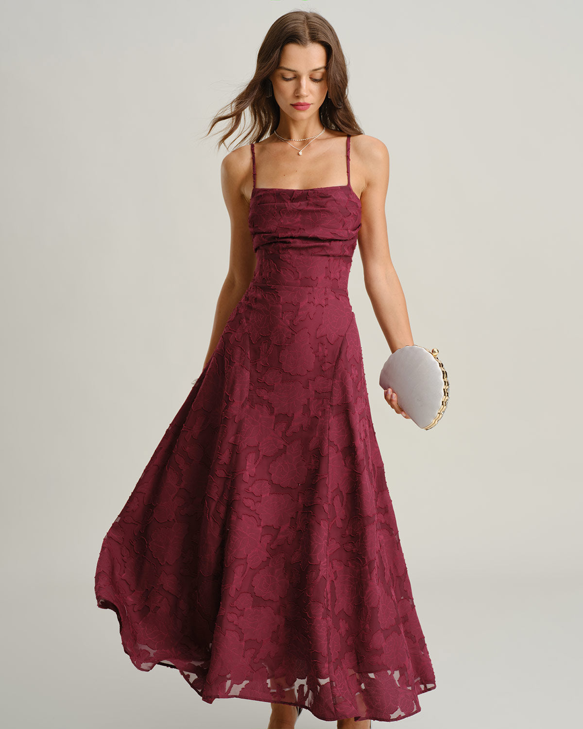 Vestido Maxi Jacquard Burdeos con Espalda Cruzada